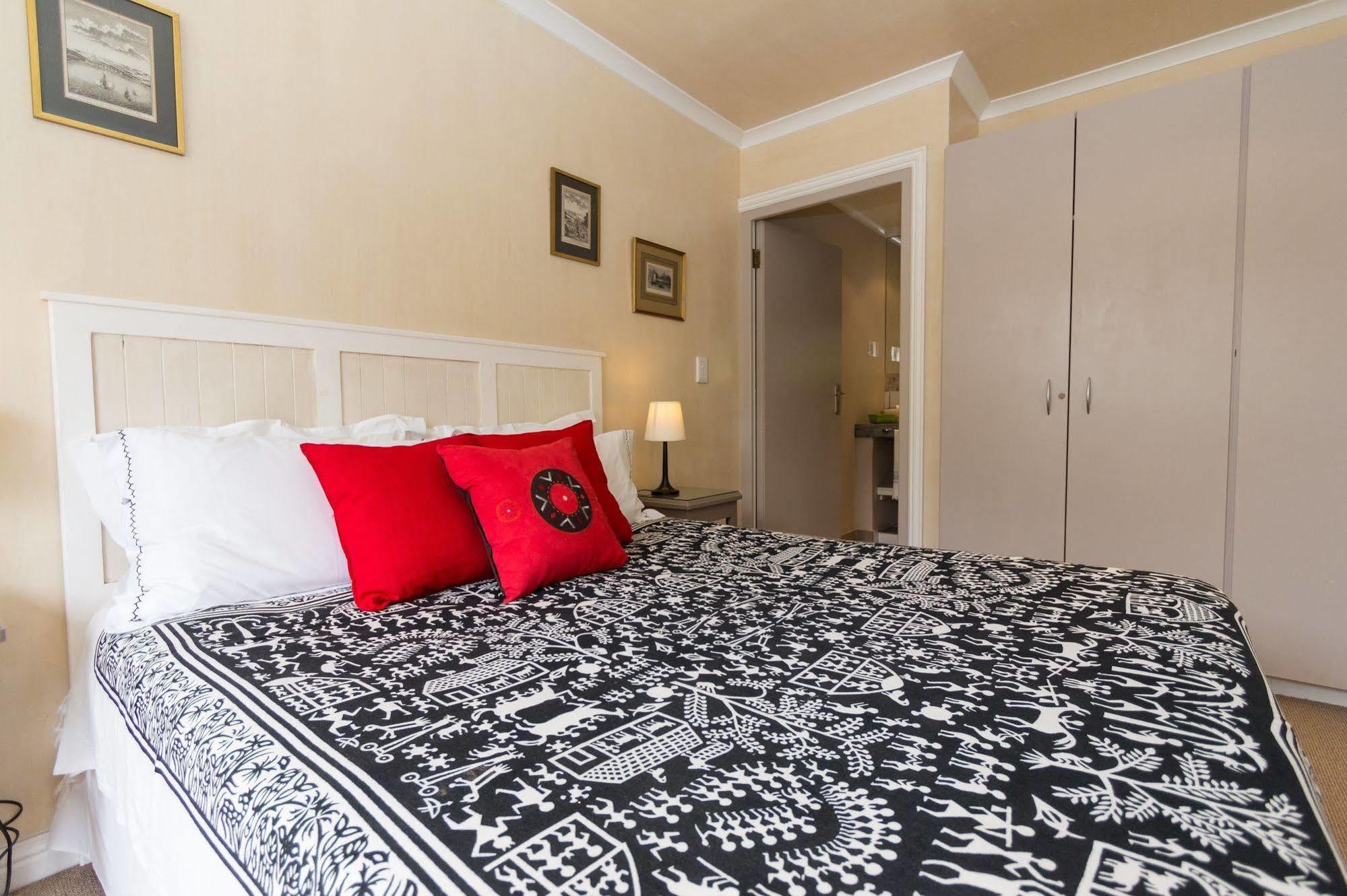Cornerway House Hotel Plettenberg Bay Bagian luar foto